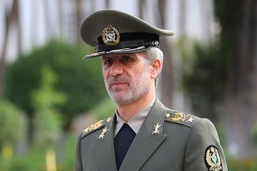 سفر وزیر دفاع به روسیه